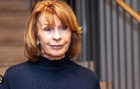 Senta Berger - Name, age, height, hometown, famous movies, current relationship, awards.