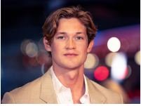 Damian Hardung – Name, age, height, hometown, famous movies, current relationship, awards.